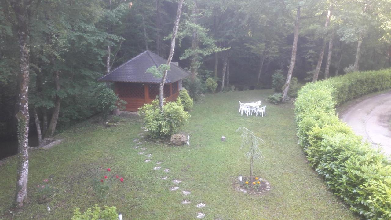 Mobile Home Slapnica U Parku Prirode Zumberak Krasic Kültér fotó